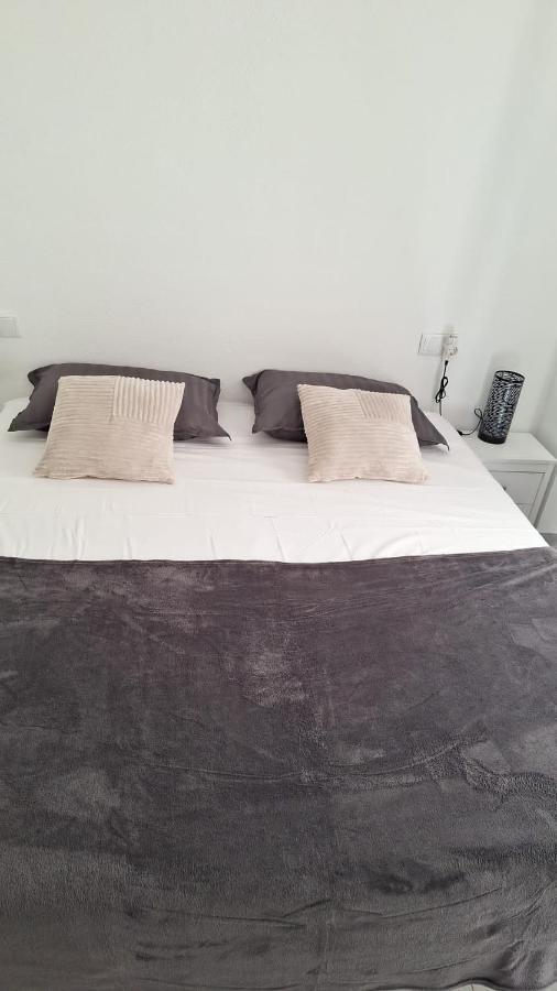 1 Minute Walking From Playa Del Cura Apartment *