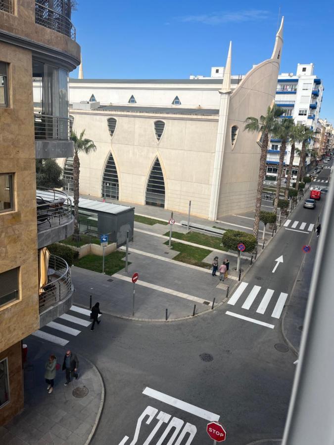 1 Minute Walking From Playa Del Cura Apartment Torrevieja